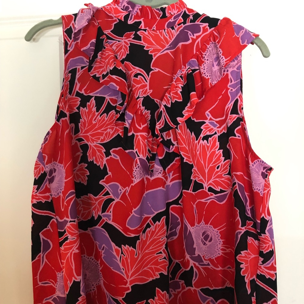 Beautiful sleeveless blouse